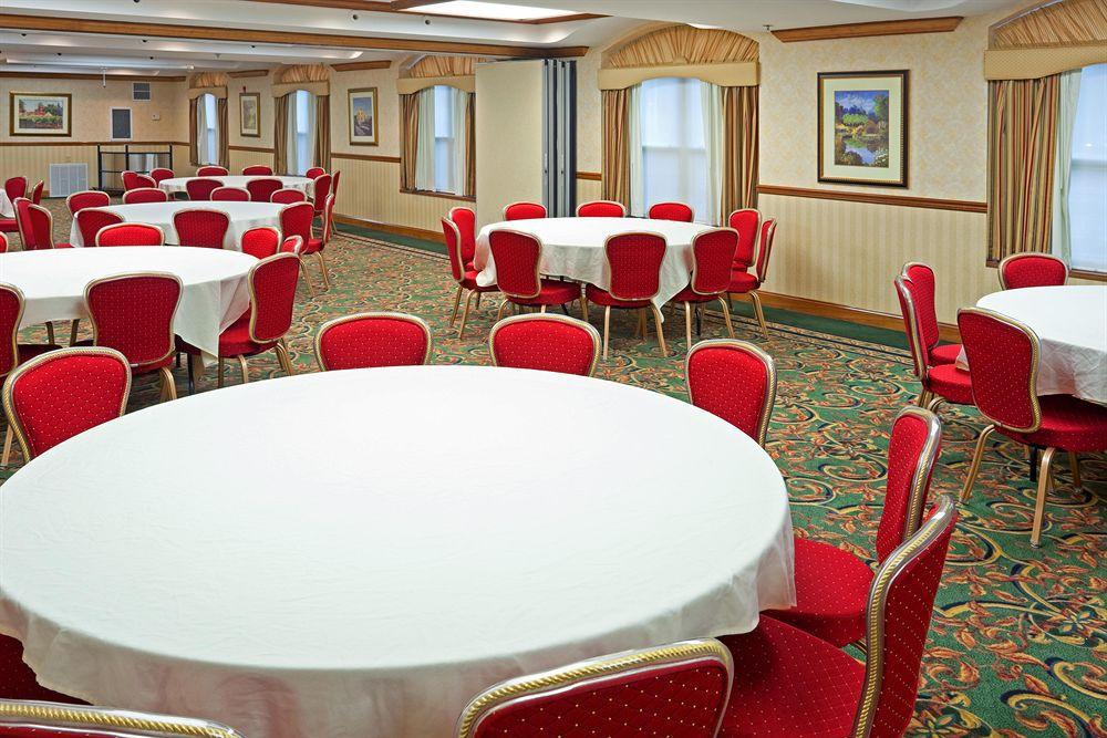 Holiday Inn Express Woodbridge By Ihg Avenel Facilities photo